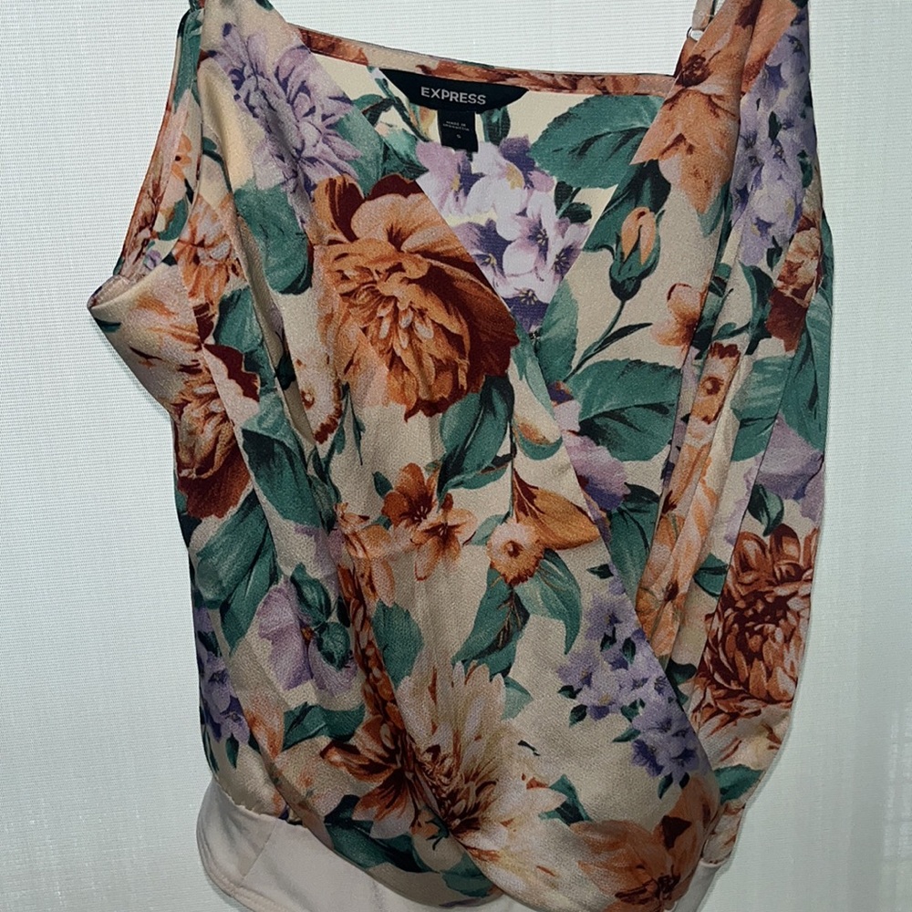 Floral Bodysuit- never worn but no tags